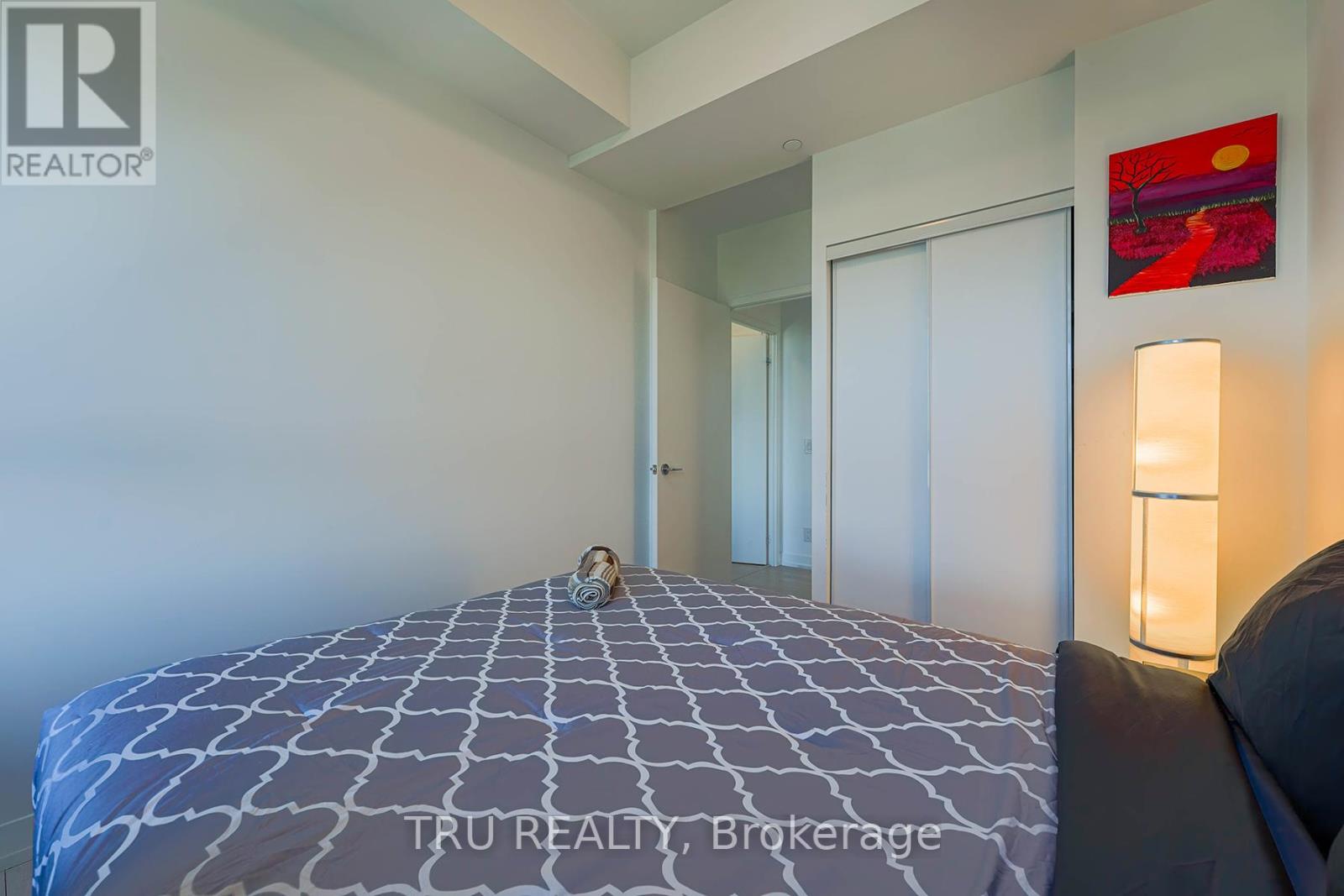 Photo 19 of Lph 12 270 Dufferin Street, Toronto ON