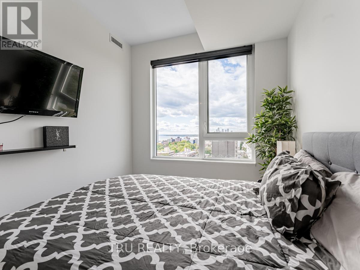 Photo 16 of Lph 12 270 Dufferin Street, Toronto ON
