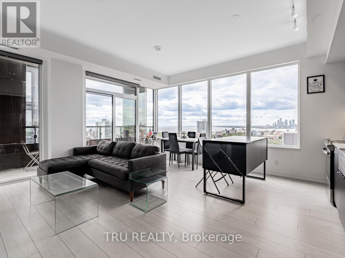 Photo 5 of Lph 12 270 Dufferin Street, Toronto ON