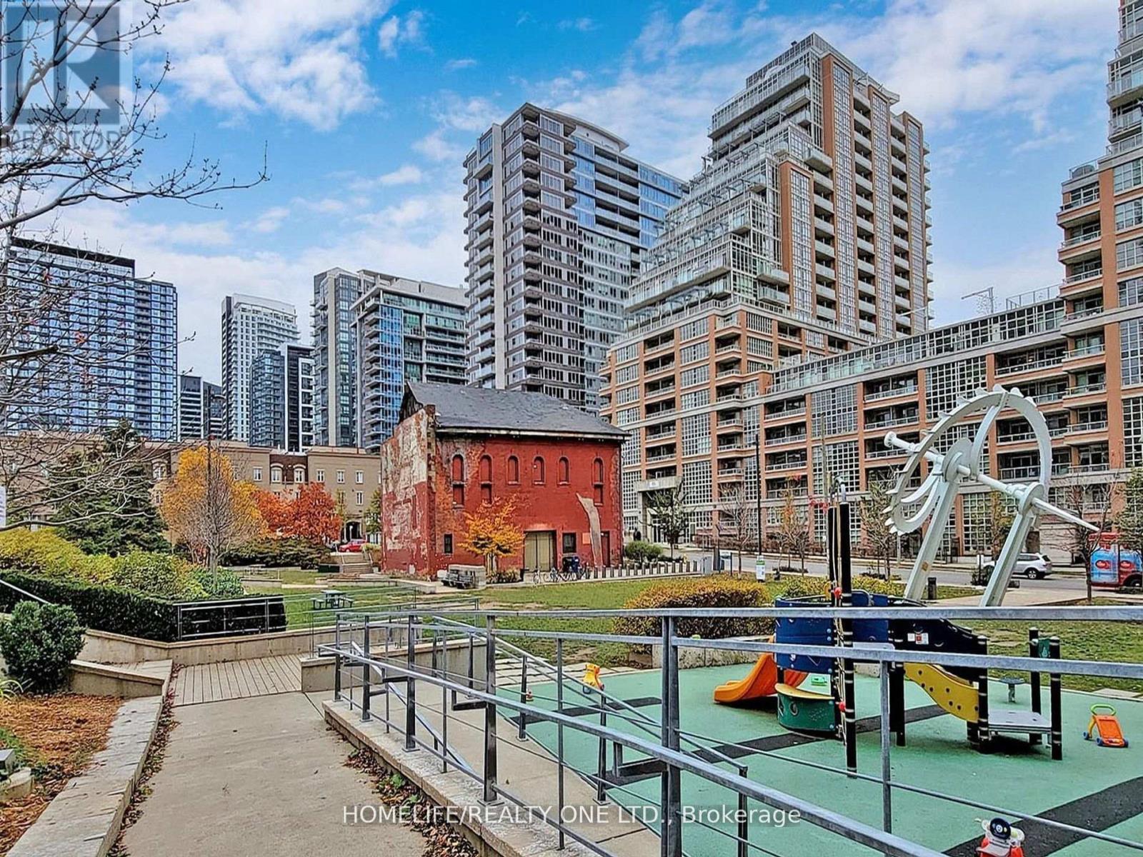 Photo 35 of 515 150 East Liberty Street, Toronto ON