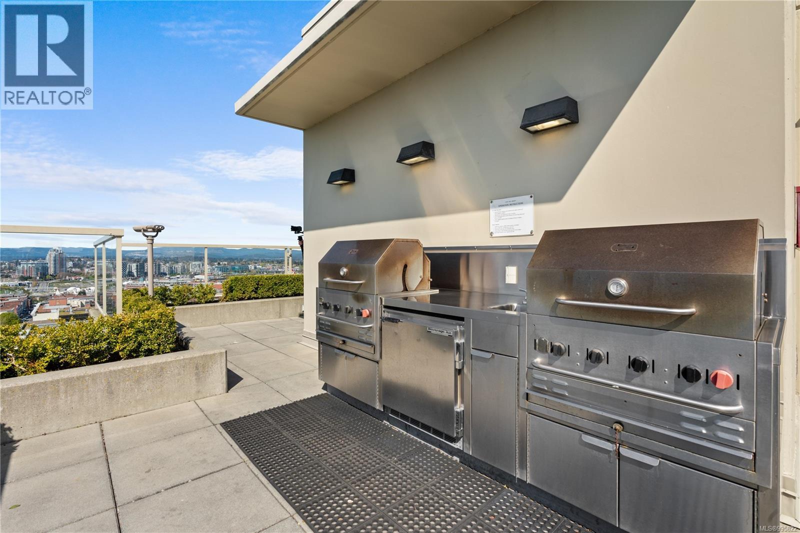 Photo 32 of 1103 760 Johnson St, Victoria BC