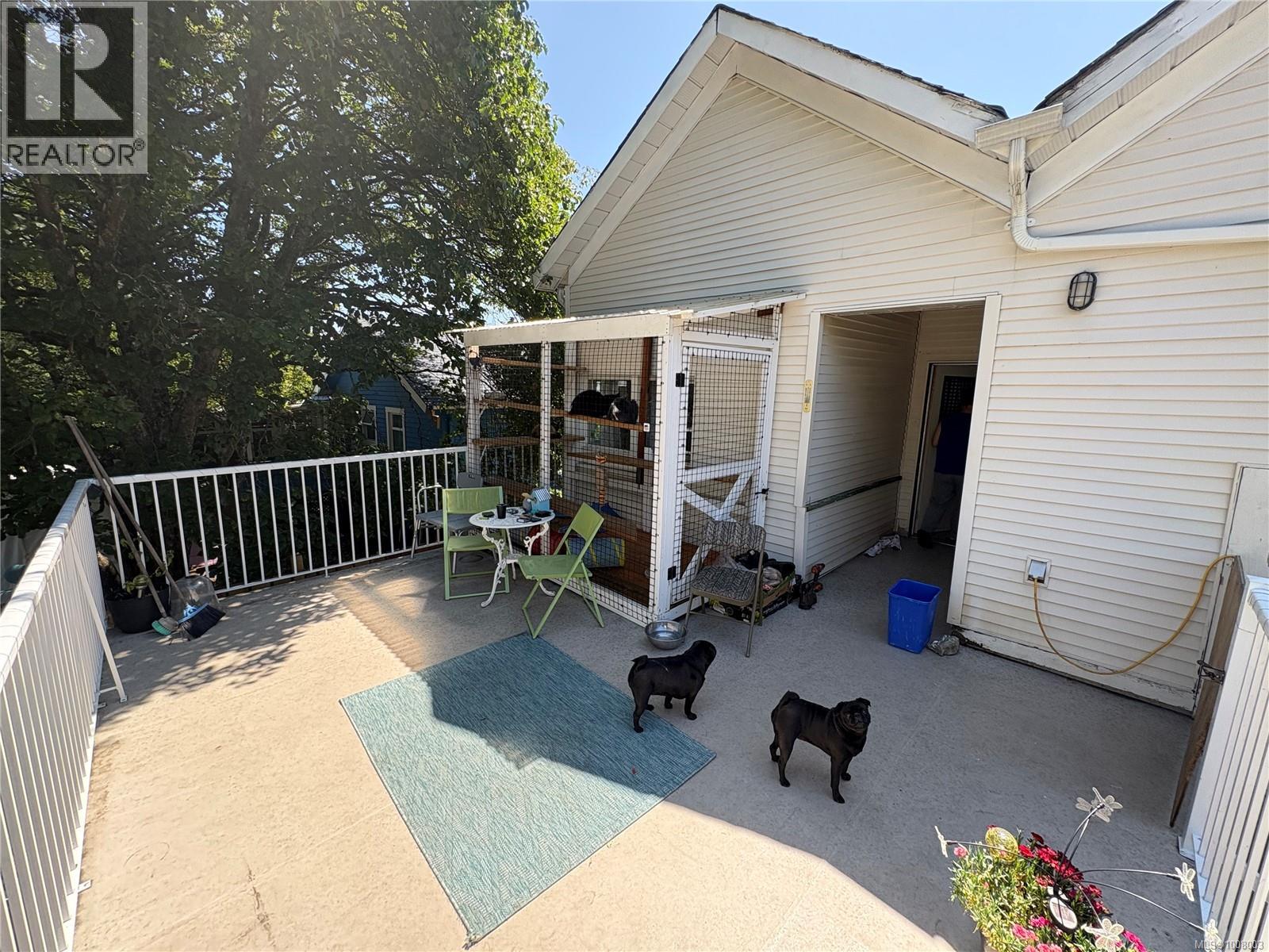 Photo 30 of 632 Milton St, Nanaimo BC