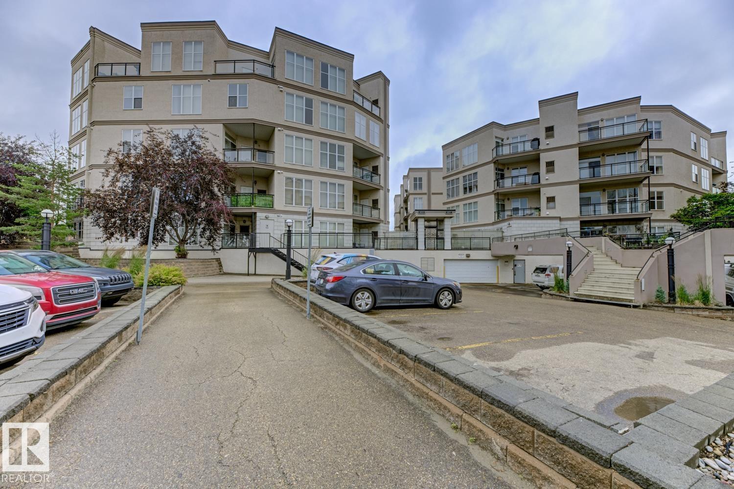 Photo 28 of 102 4835 104 A St Nw, Edmonton AB