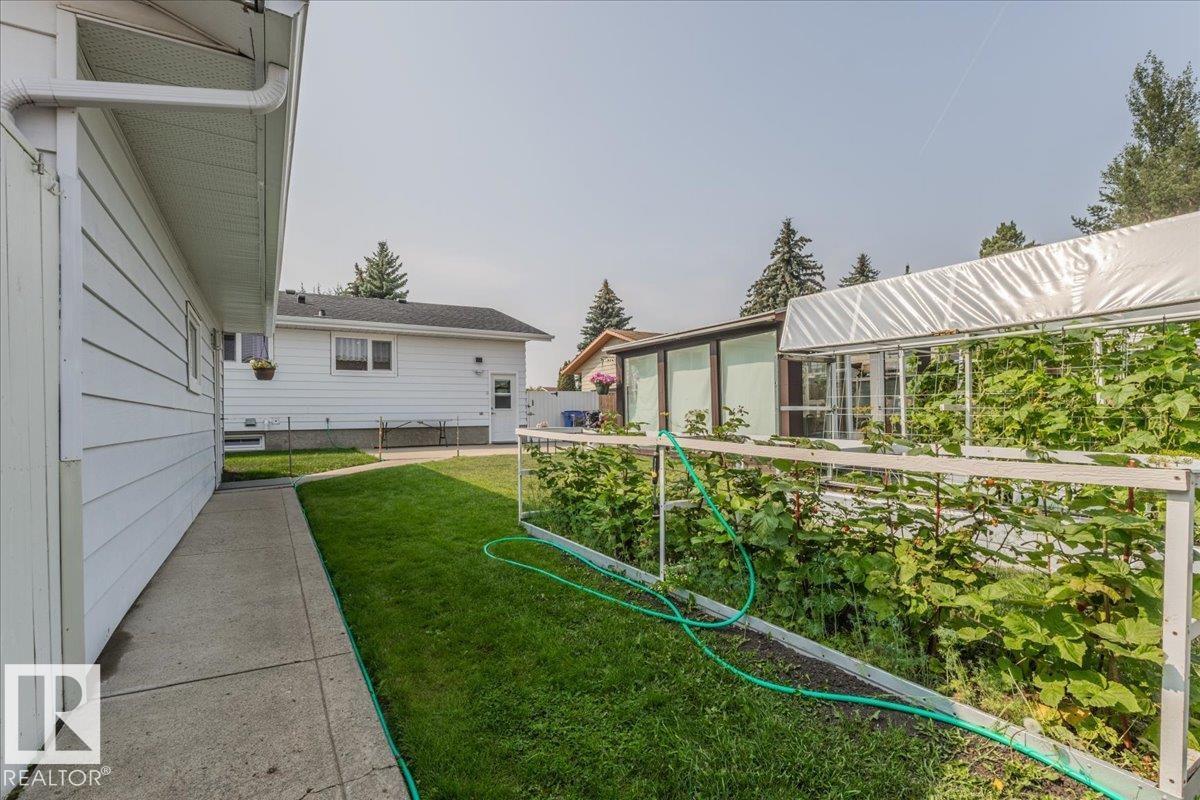 Photo 32 of 103 Pine Dr, Wetaskiwin AB