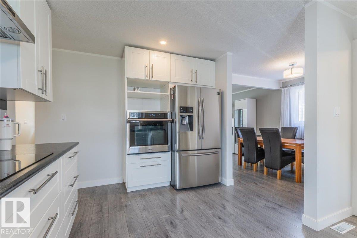 Photo 11 of 103 Pine Dr, Wetaskiwin AB
