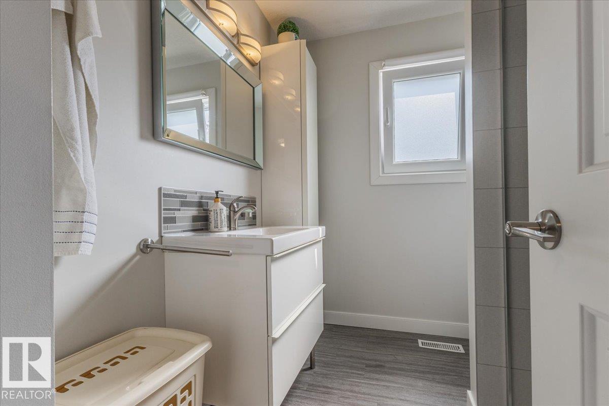 Photo 16 of 103 Pine Dr, Wetaskiwin AB