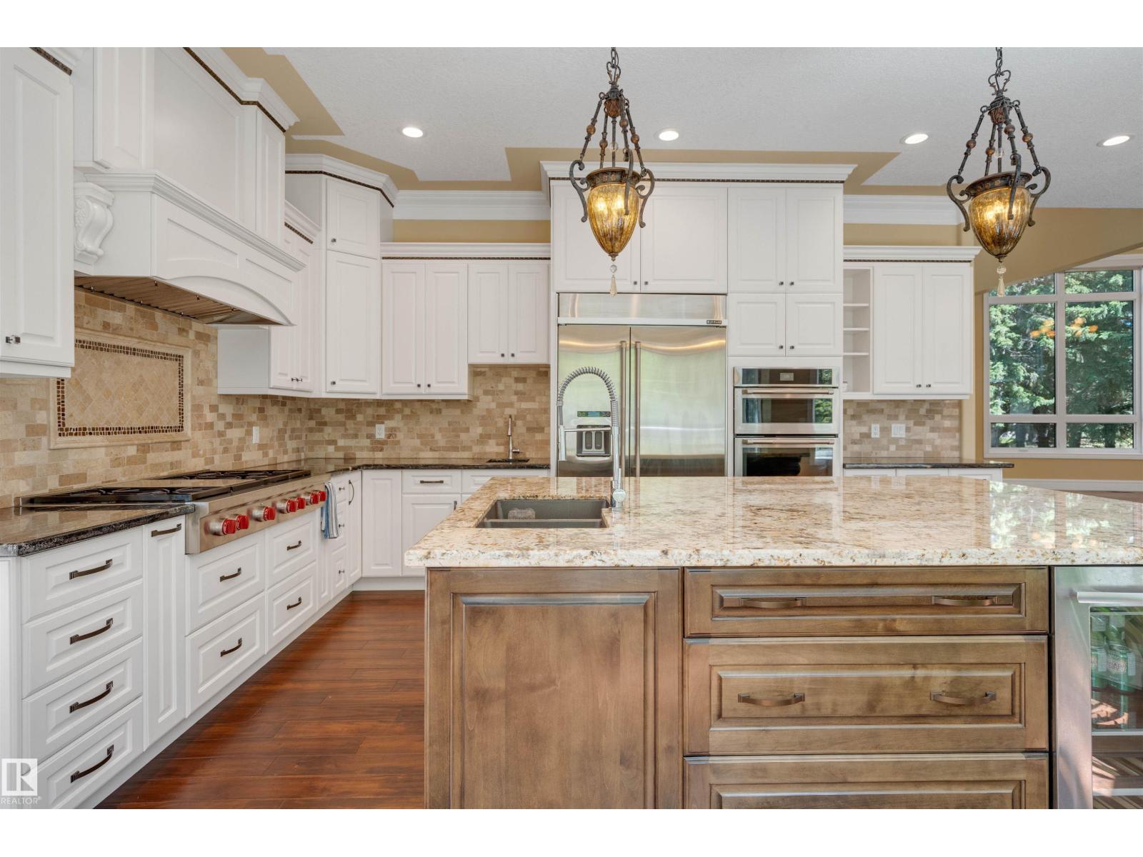 Photo 10 of 116 Windermere Cr Nw, Edmonton AB