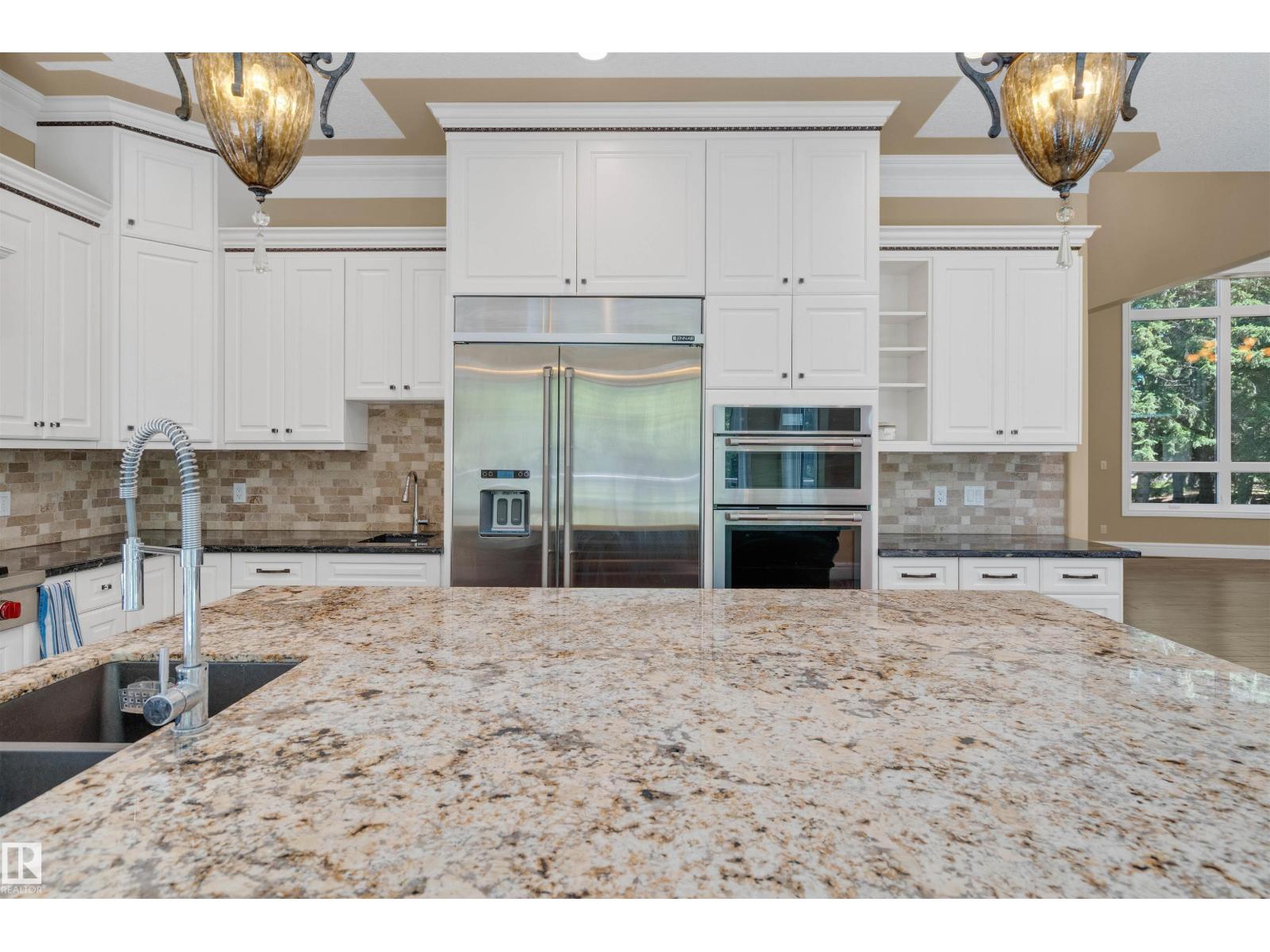 Photo 13 of 116 Windermere Cr Nw, Edmonton AB