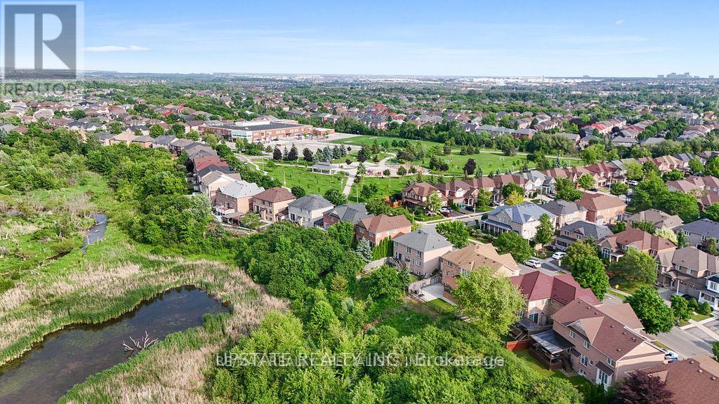 Photo 49 of 104 Treeline Boulevard, Brampton ON