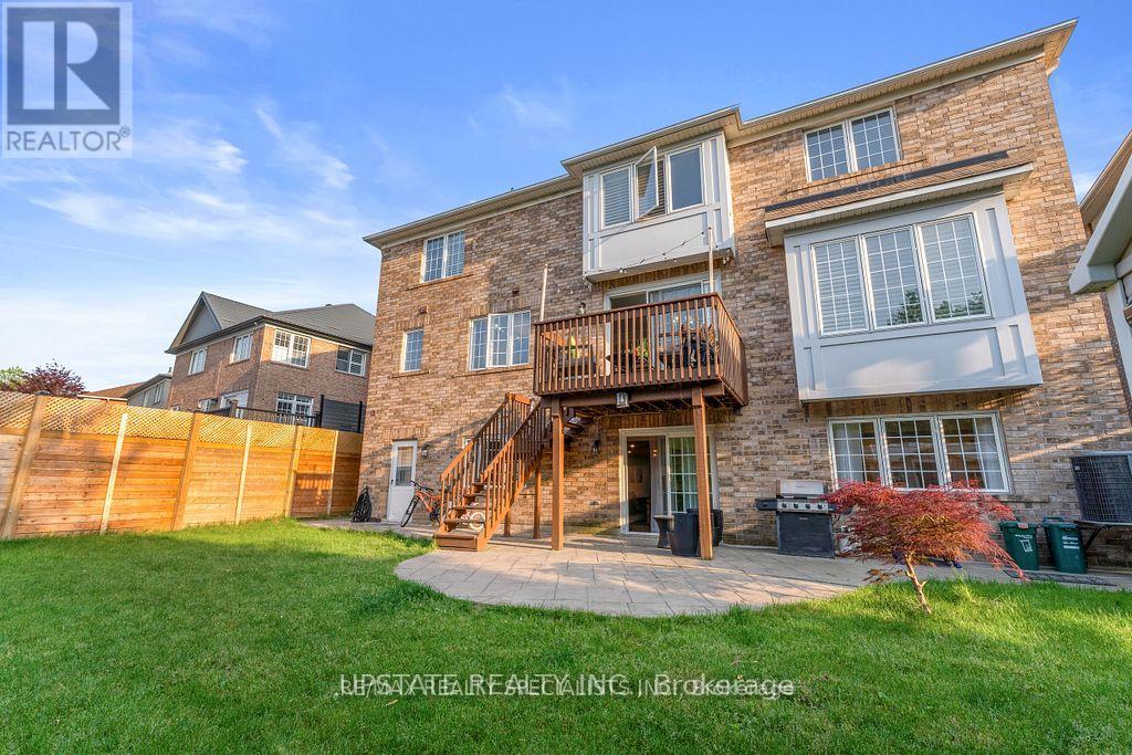 Photo 45 of 104 Treeline Boulevard, Brampton ON