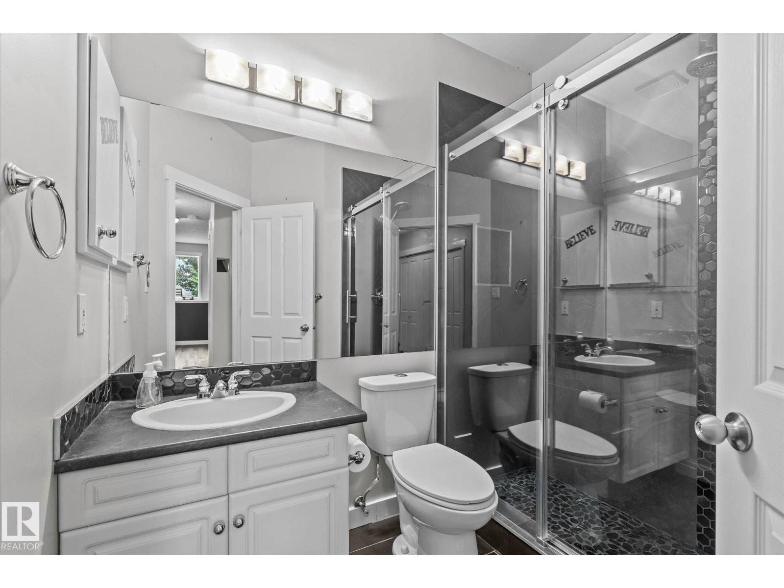 Photo 28 of 79 Woodside Cr, Spruce Grove AB