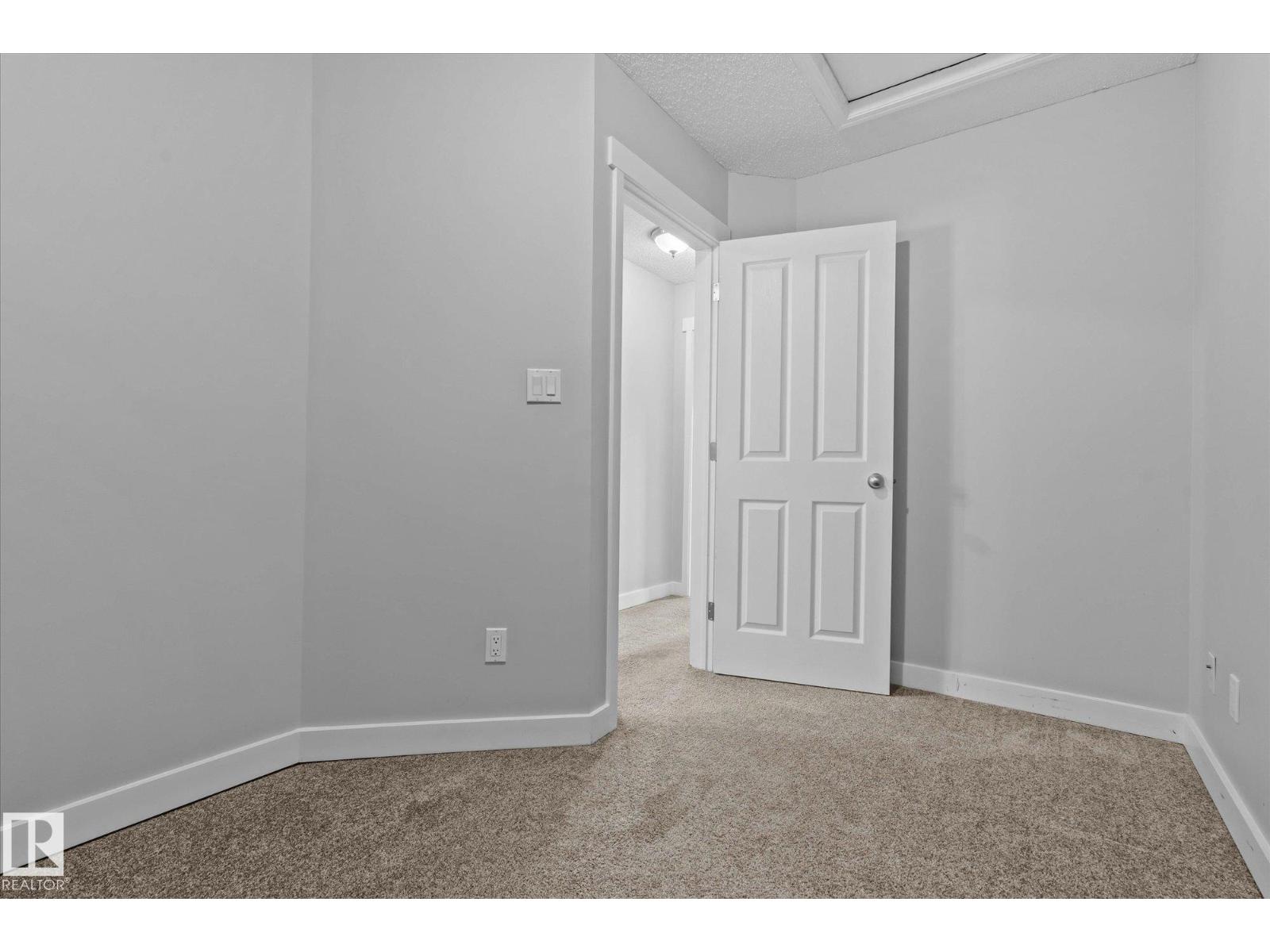 Photo 45 of 79 Woodside Cr, Spruce Grove AB