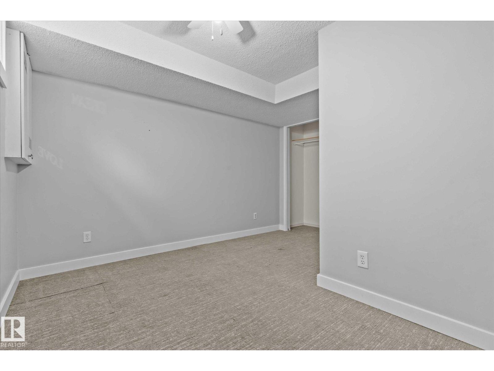 Photo 49 of 79 Woodside Cr, Spruce Grove AB