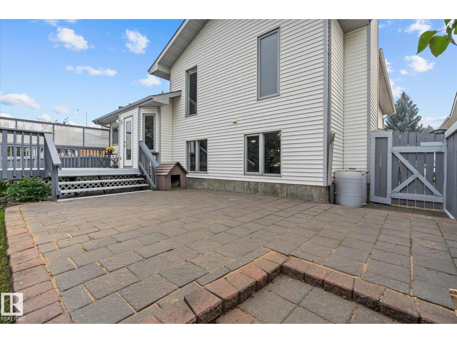 Photo 53 of 79 Woodside Cr, Spruce Grove AB