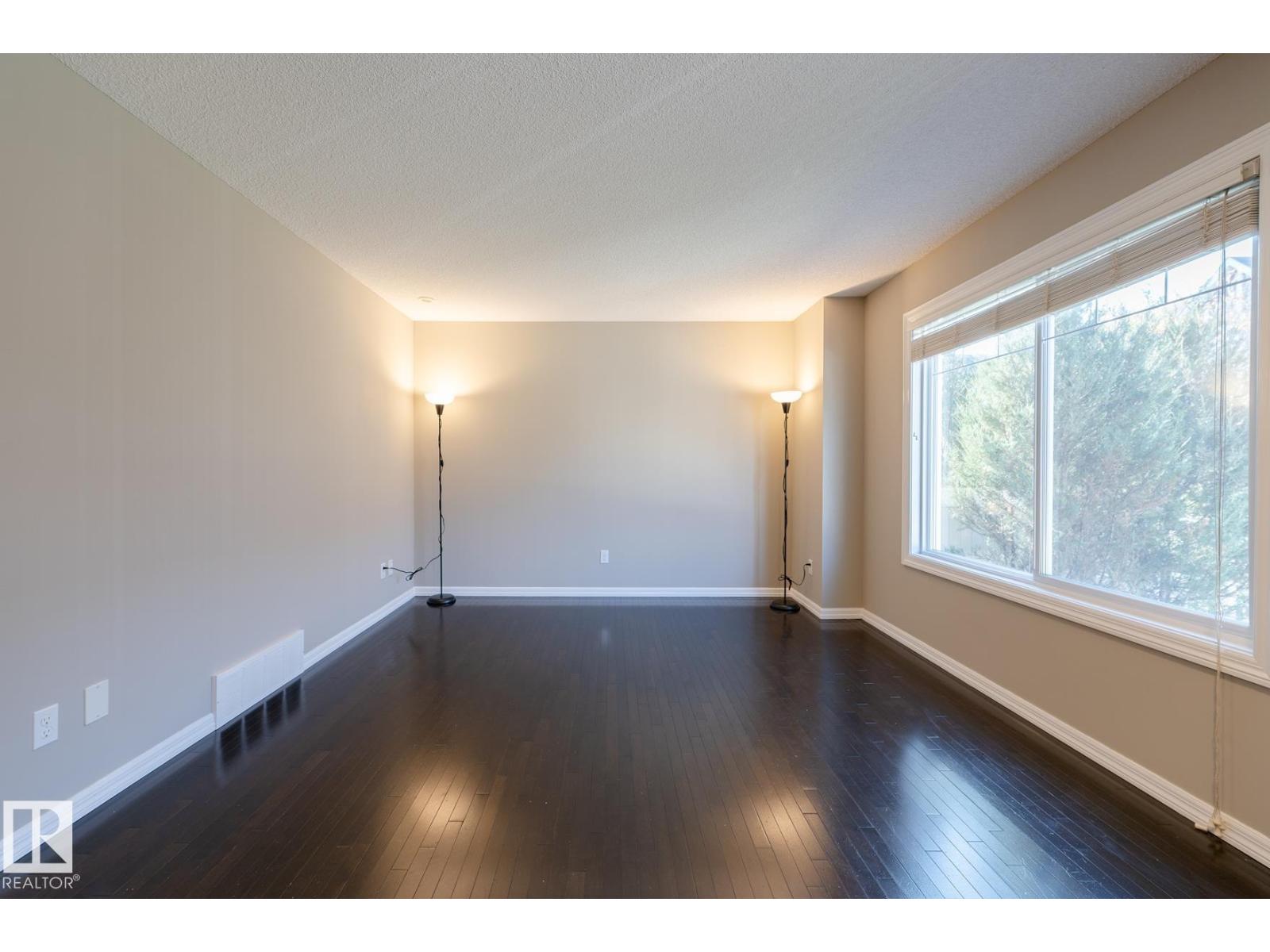 Photo 4 of 103 655 Tamarack Rd Nw, Edmonton AB
