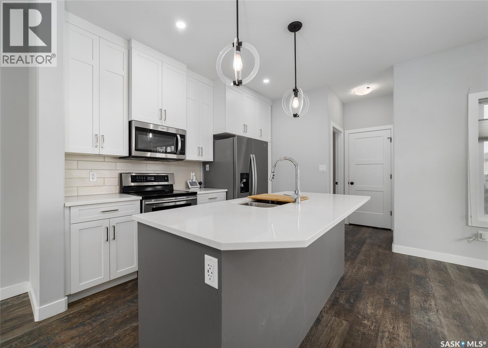 Photo 4 of 5140 E Simard Avenue, Regina SK