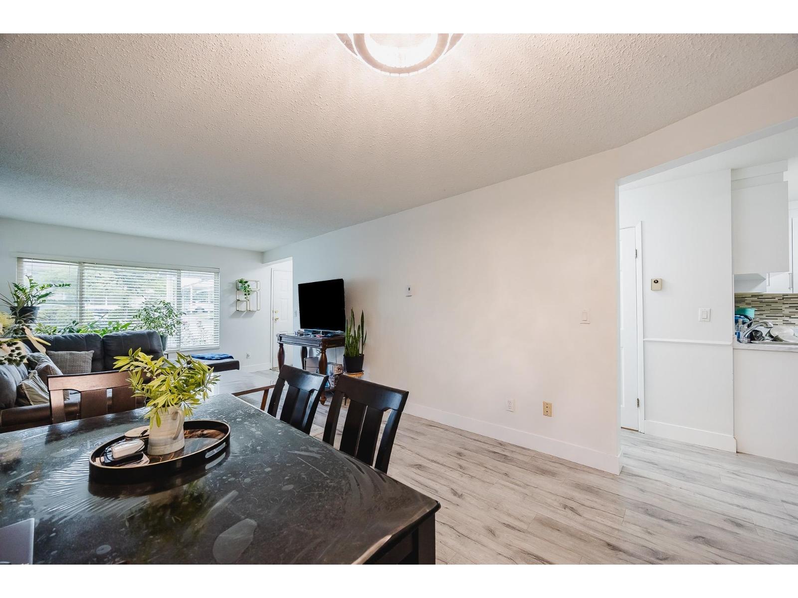 Photo 6 of 14 3075 Trethewey Street, Abbotsford BC