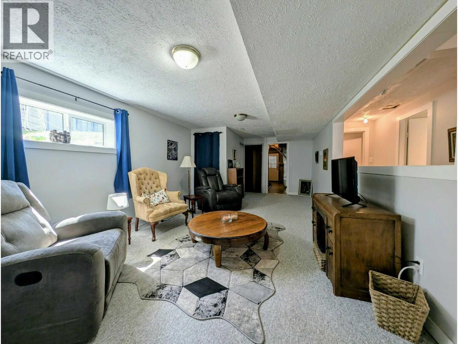 Photo 12 of 605 Hull Road, Williams Lake BC