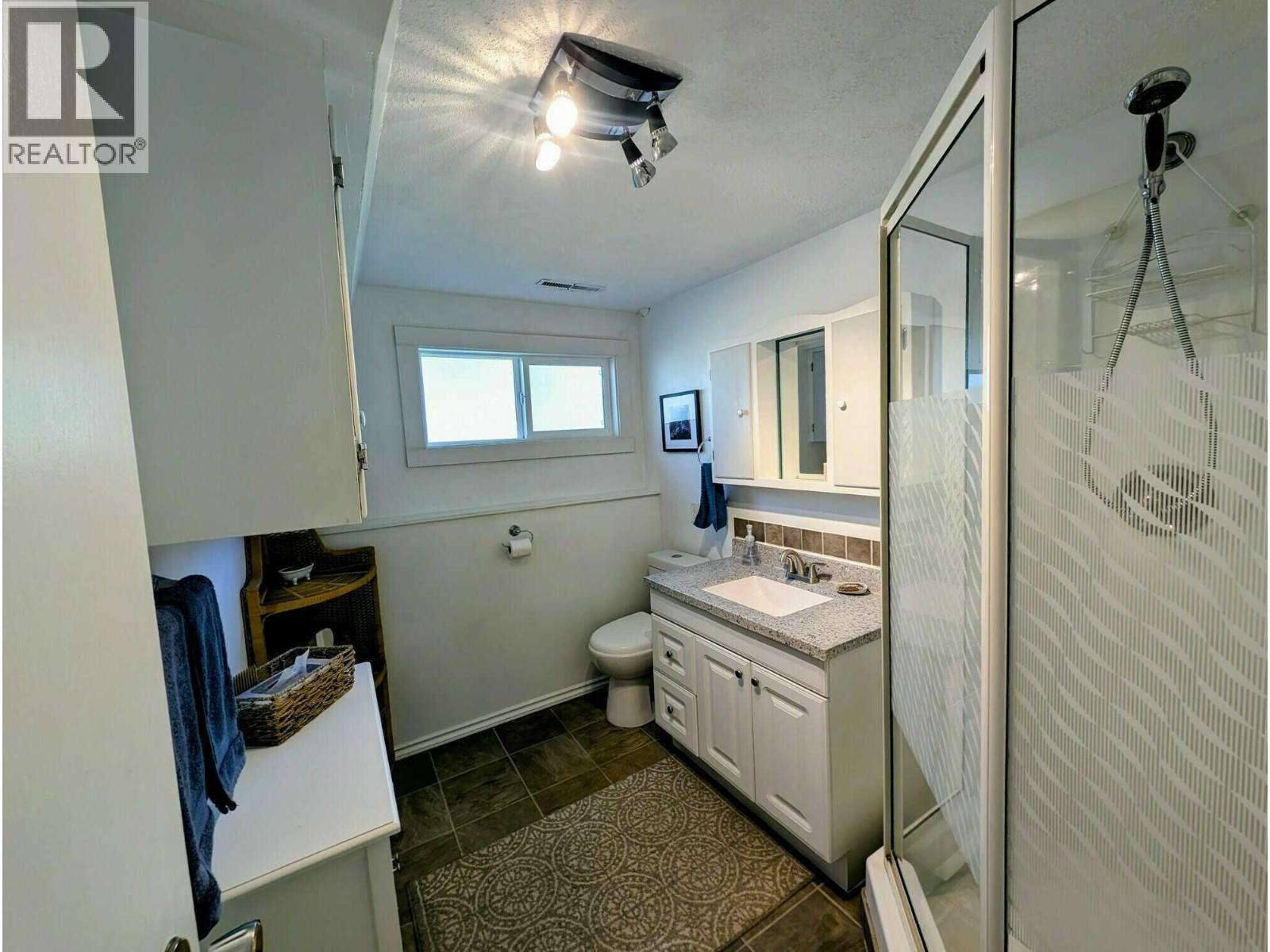 Photo 17 of 605 Hull Road, Williams Lake BC