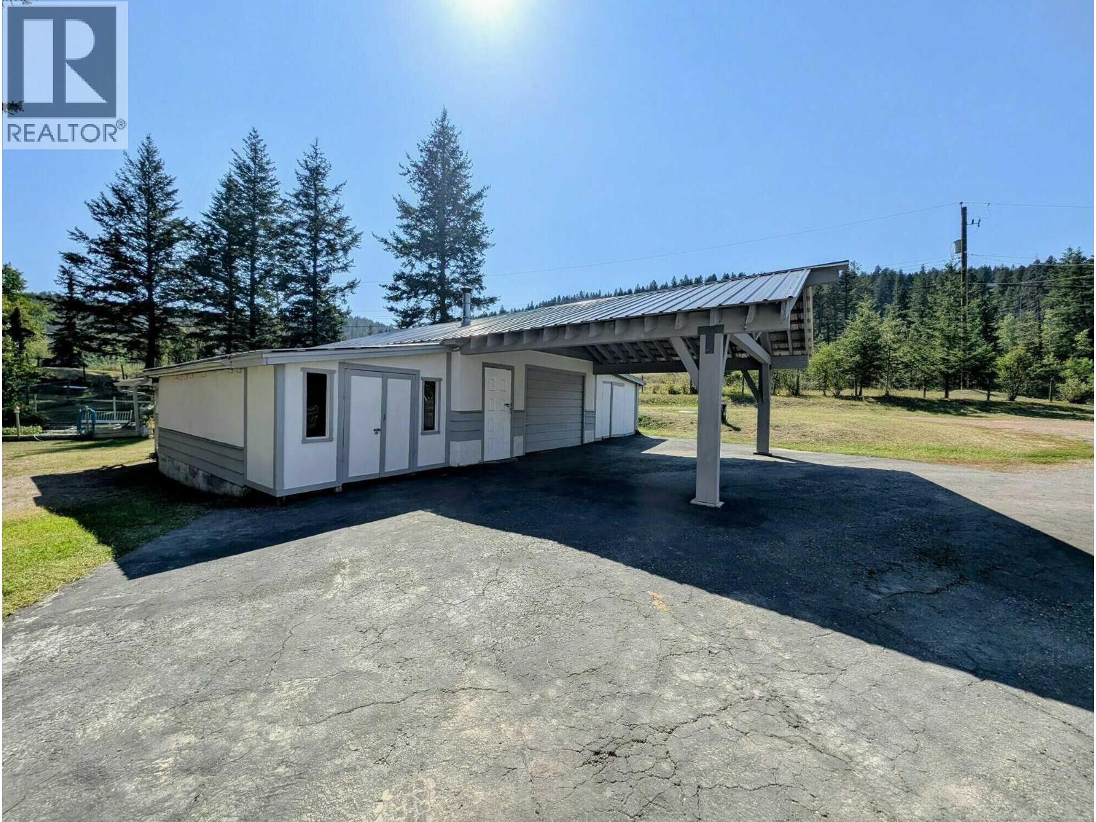 Photo 19 of 605 Hull Road, Williams Lake BC