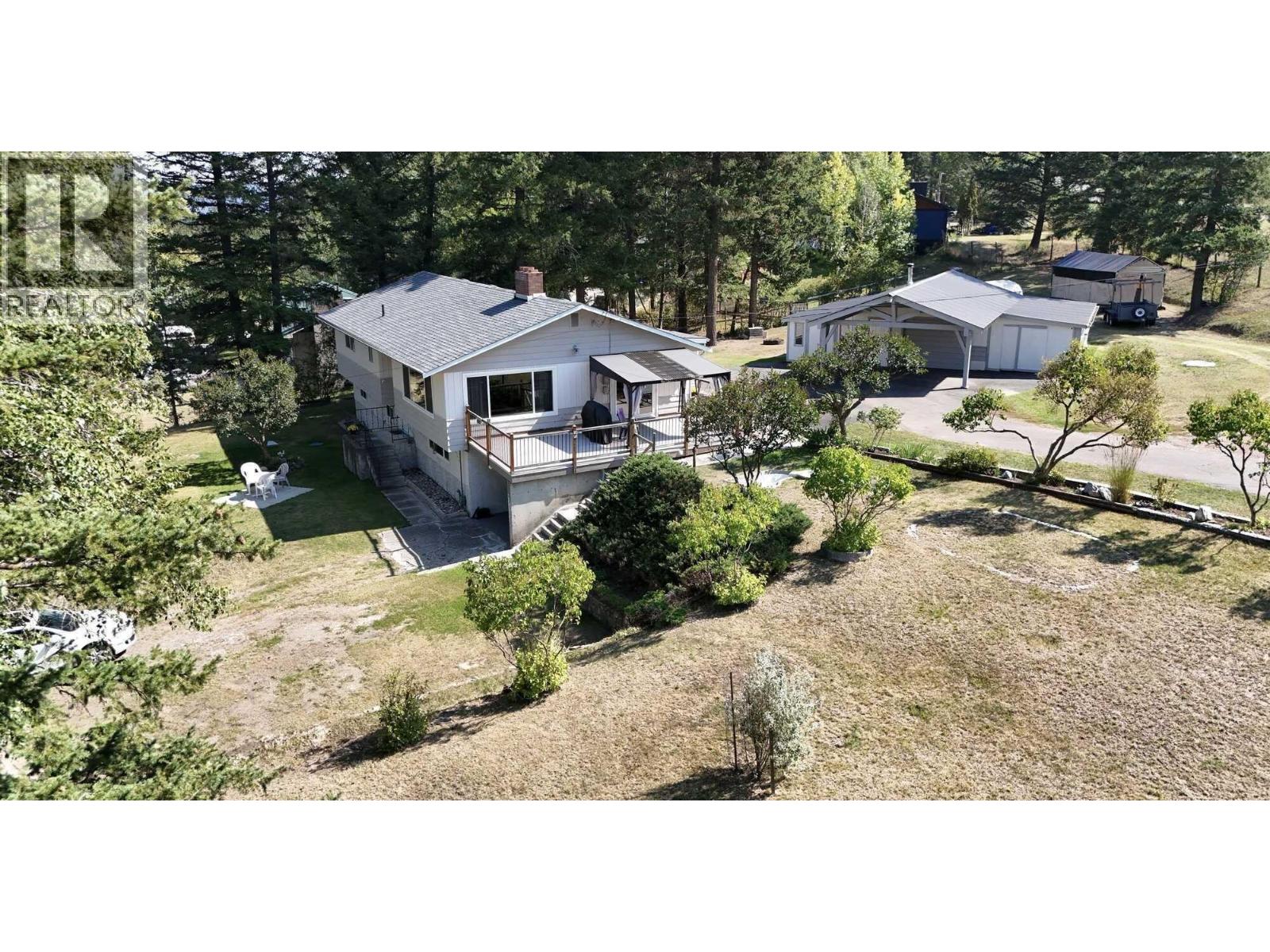 Photo 3 of 605 Hull Road, Williams Lake BC