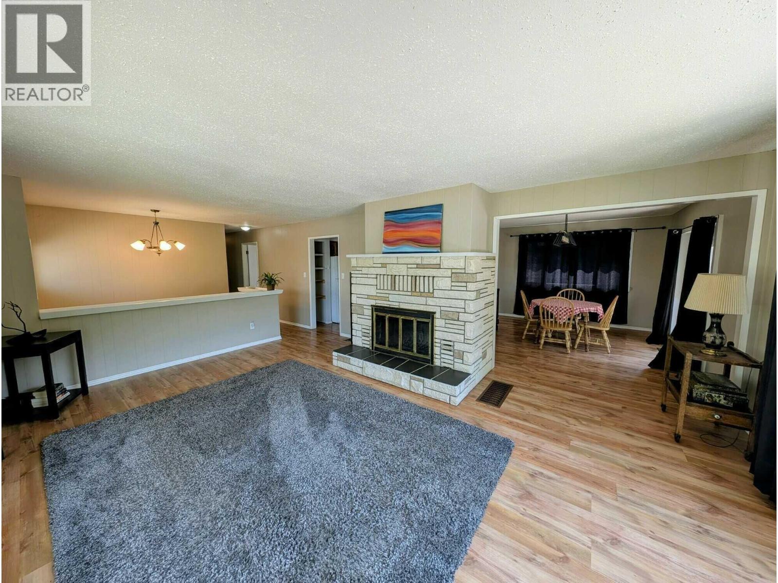 Photo 4 of 605 Hull Road, Williams Lake BC