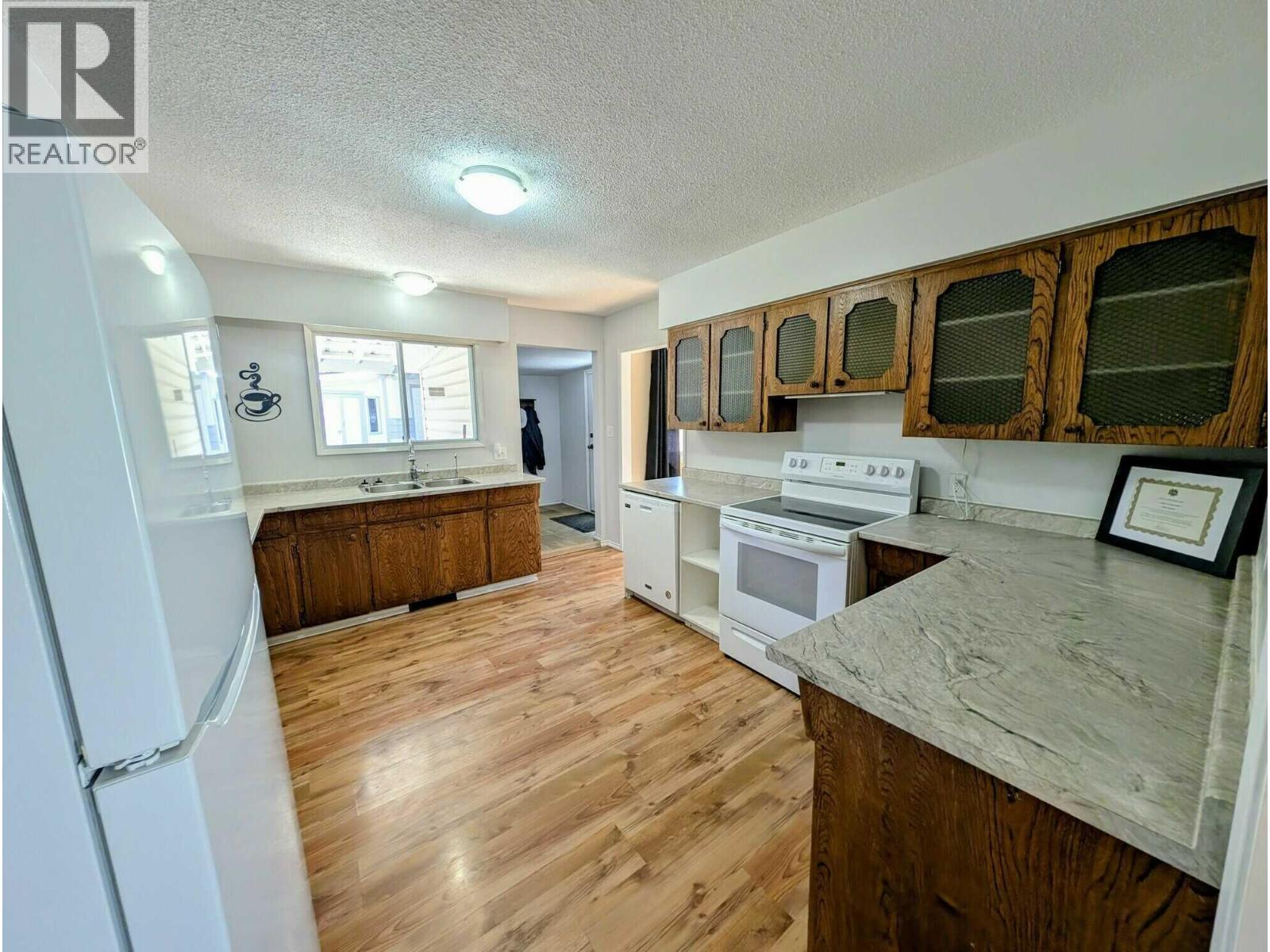 Photo 5 of 605 Hull Road, Williams Lake BC