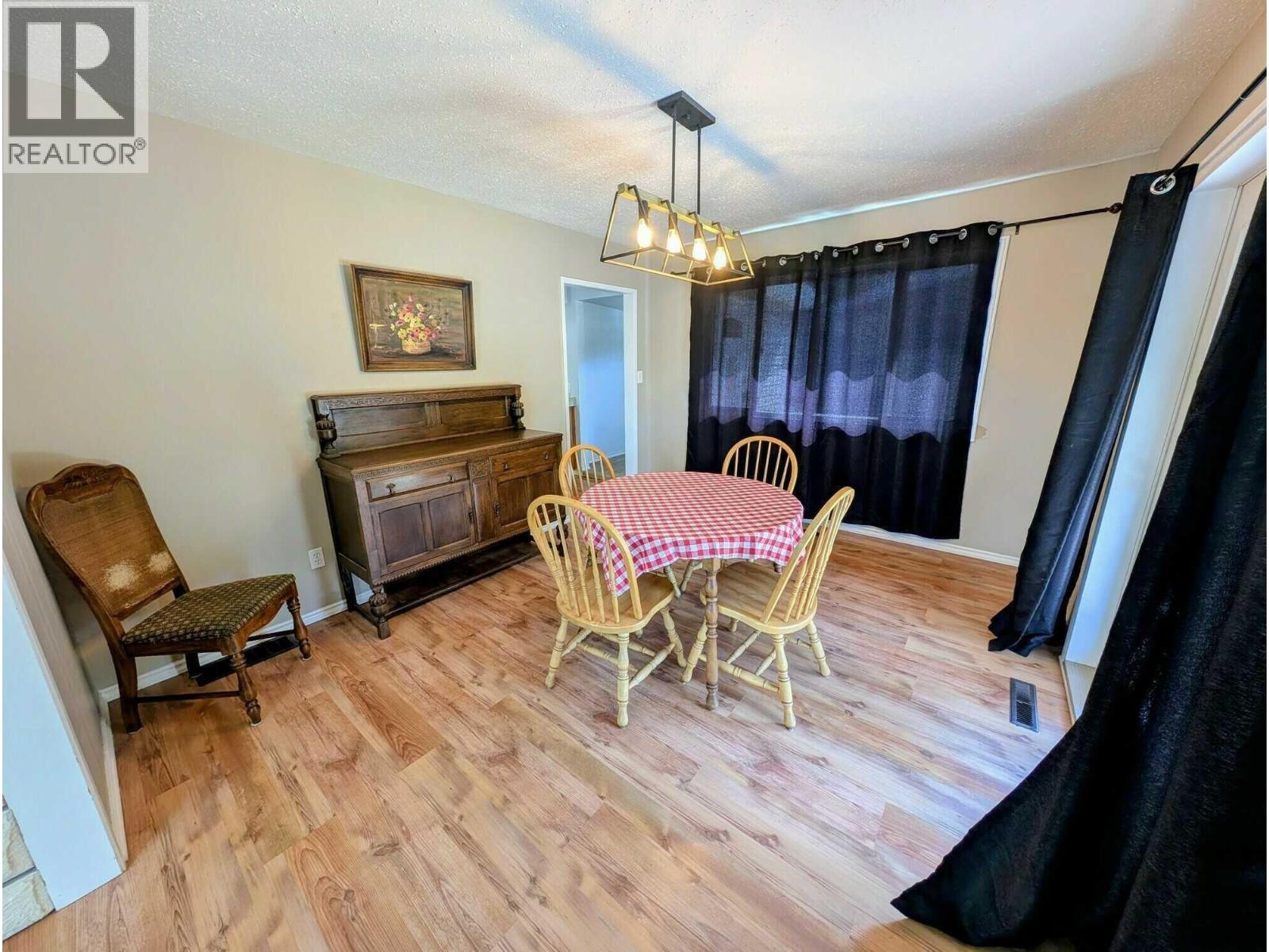 Photo 7 of 605 Hull Road, Williams Lake BC