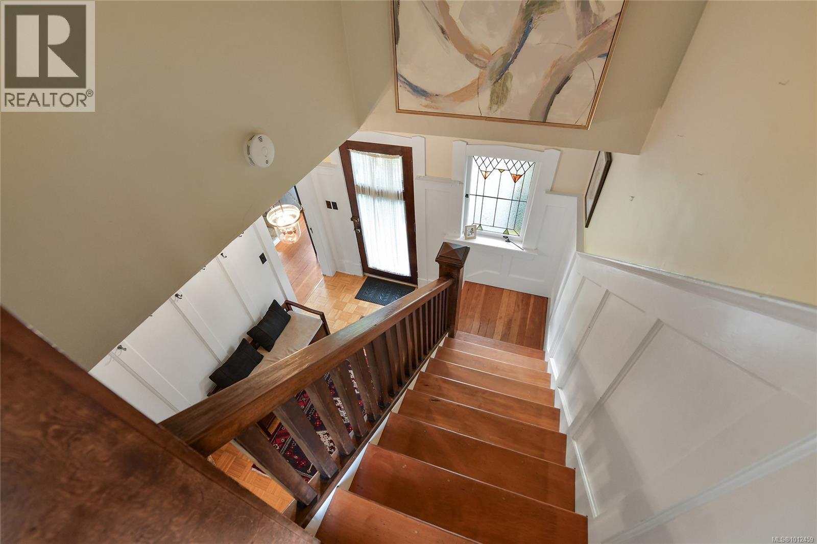 1038 Chamberlain St, Victoria