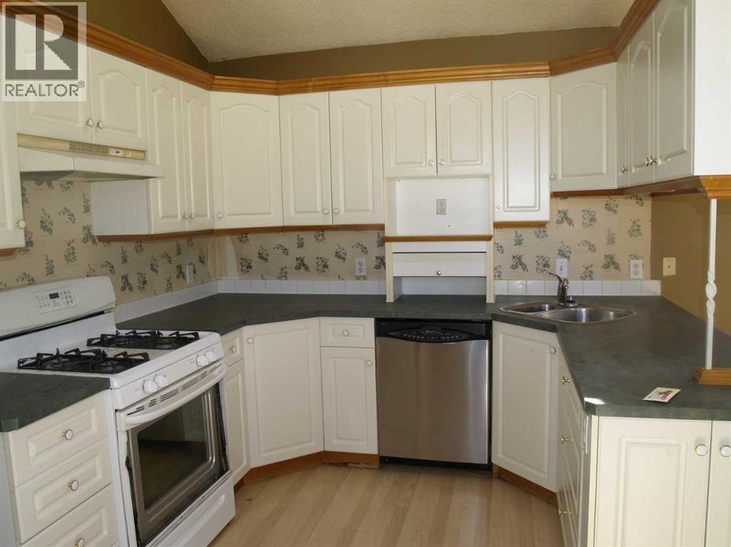 60 Parkland Acres, Lacombe