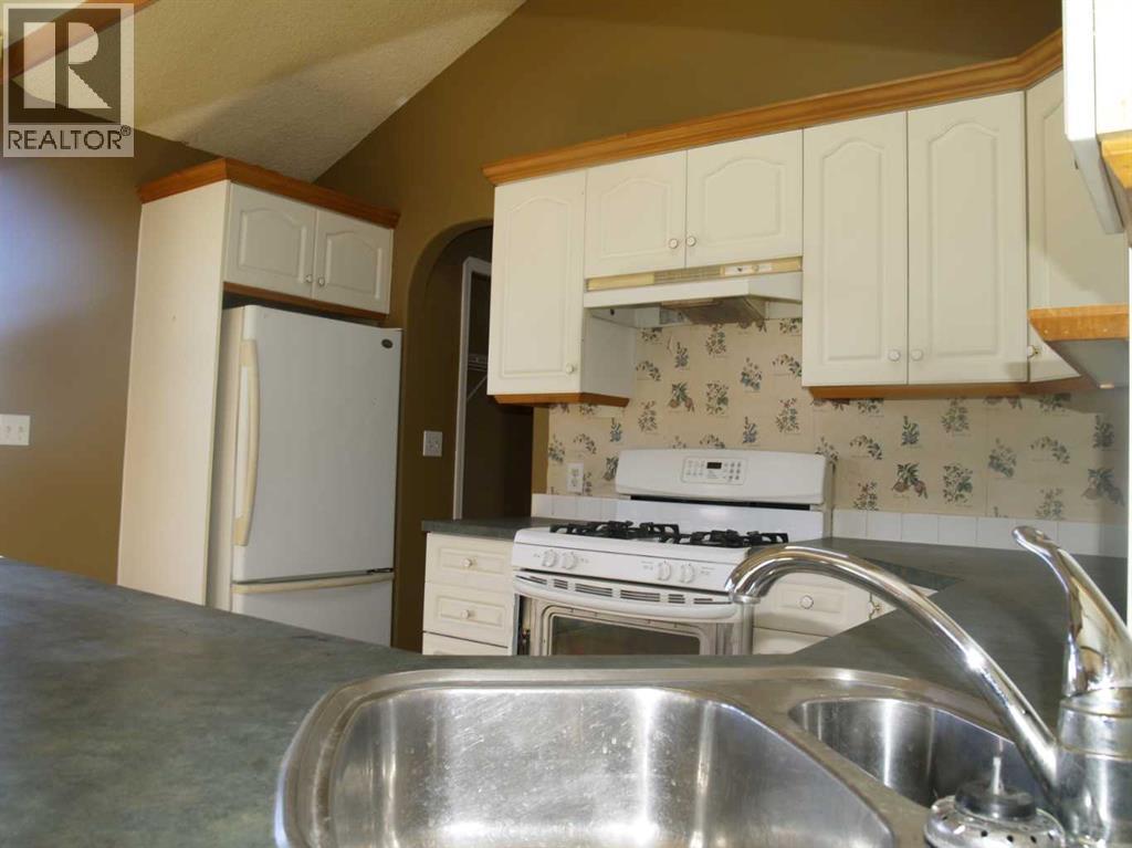60 Parkland Acres, Lacombe