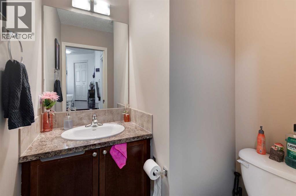 Photo 10 of 992 Copperfield Boulevard Se, Calgary AB