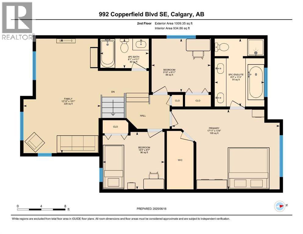 Photo 31 of 992 Copperfield Boulevard Se, Calgary AB