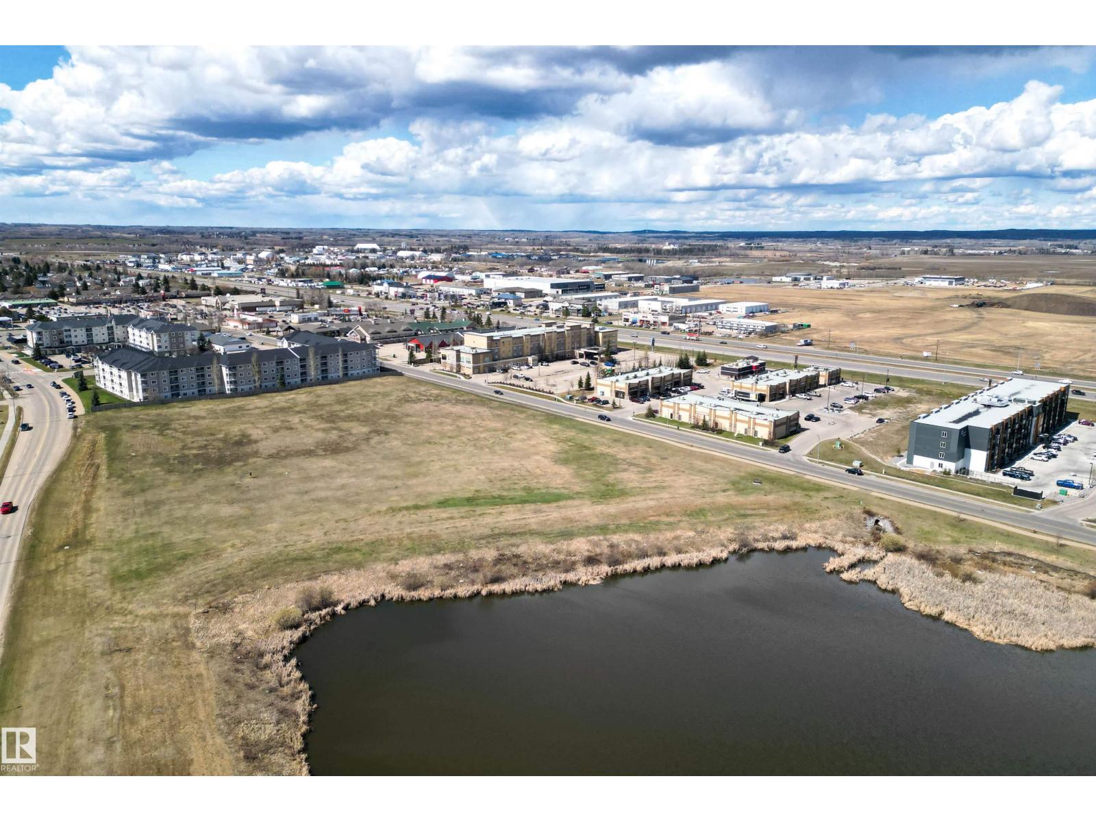Photo 25 of 109 Sandstone Es, Stony Plain AB