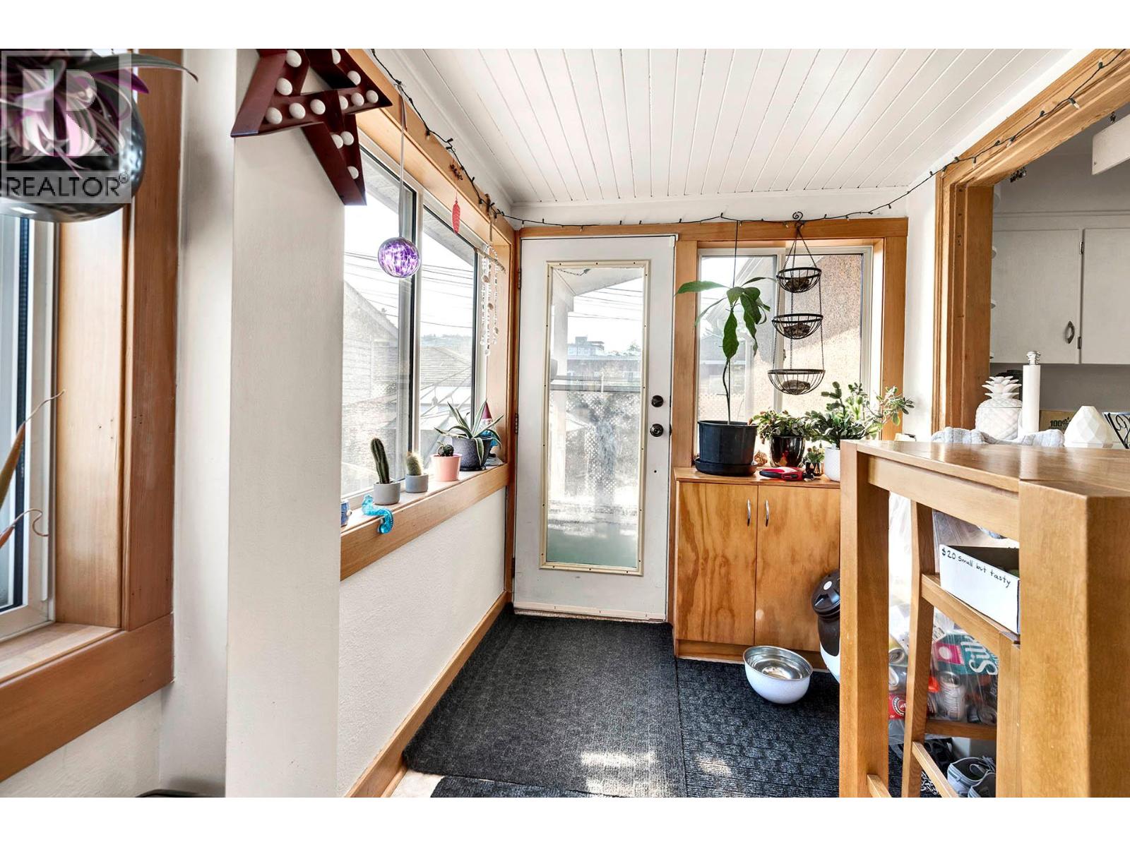 Photo 15 of 665 Columbia Street, Kamloops BC