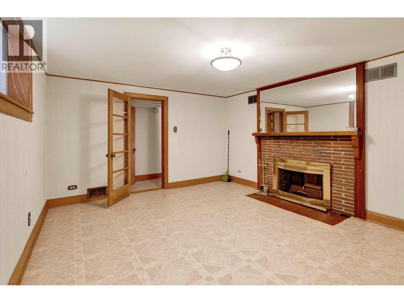 Photo 33 of 665 Columbia Street, Kamloops BC