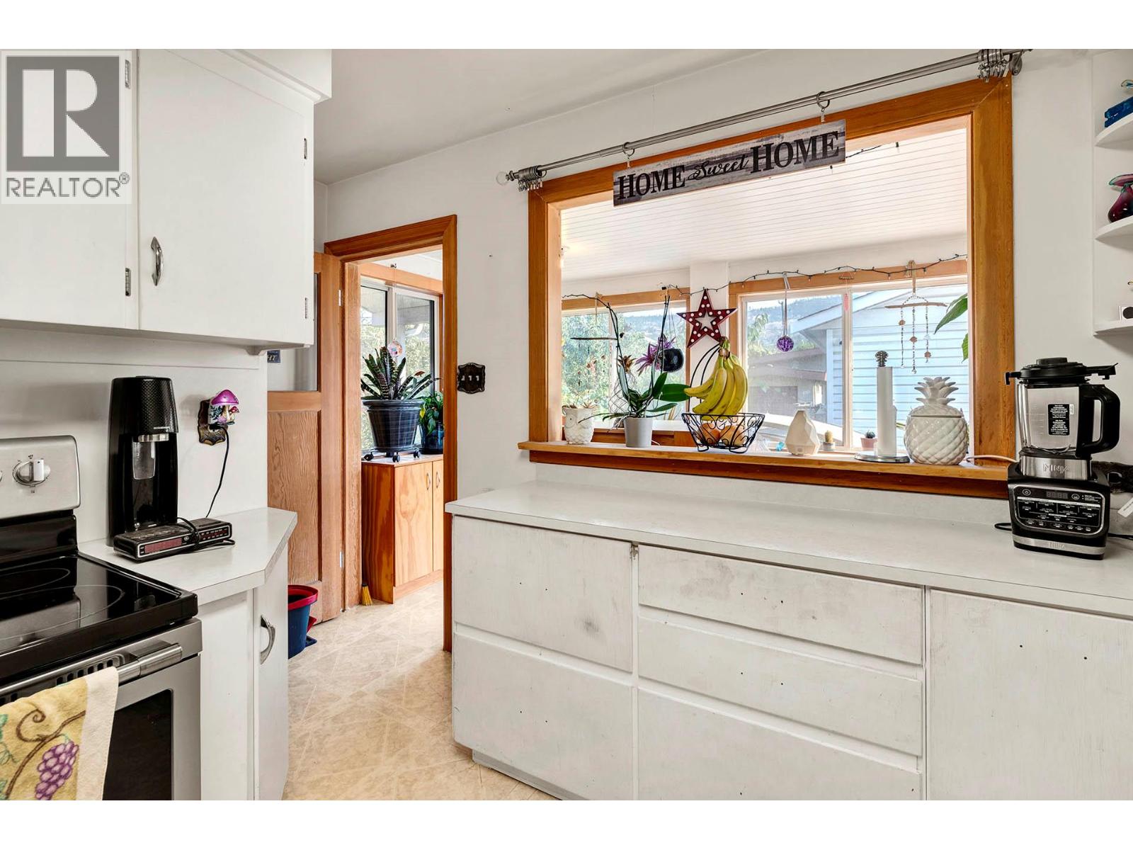 Photo 13 of 665 Columbia Street, Kamloops BC