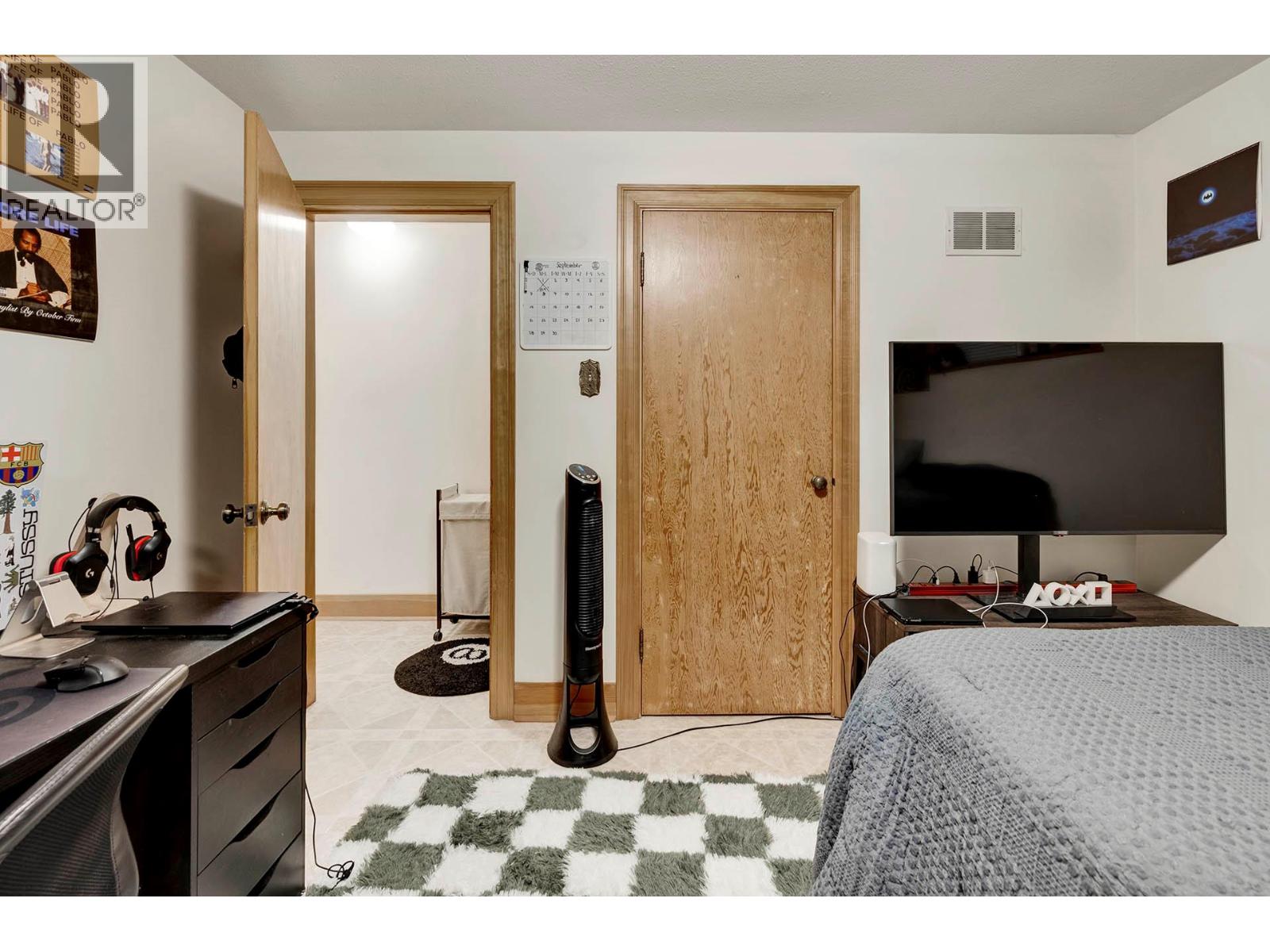 Photo 30 of 665 Columbia Street, Kamloops BC