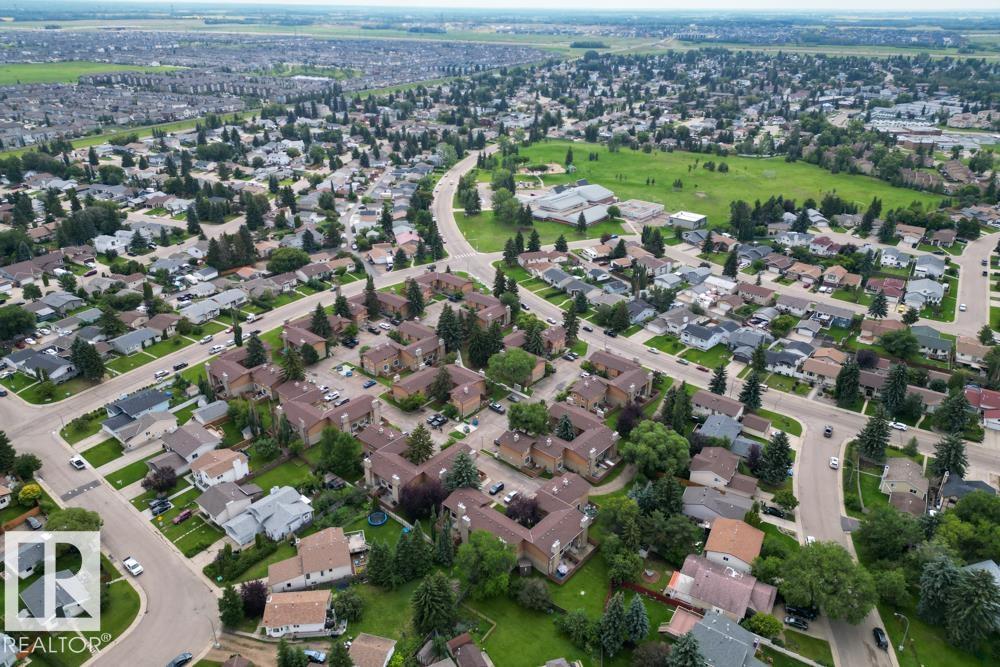 Photo 22 of 54 3812 20 Av Nw, Edmonton AB