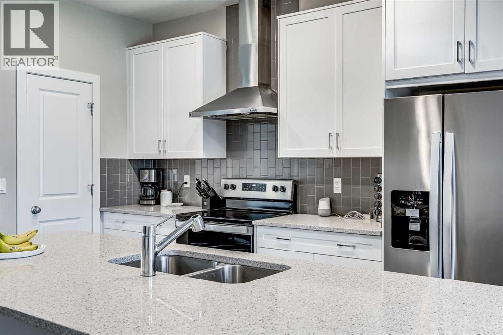 Photo 12 of 159 Highview Gate Se, Airdrie AB