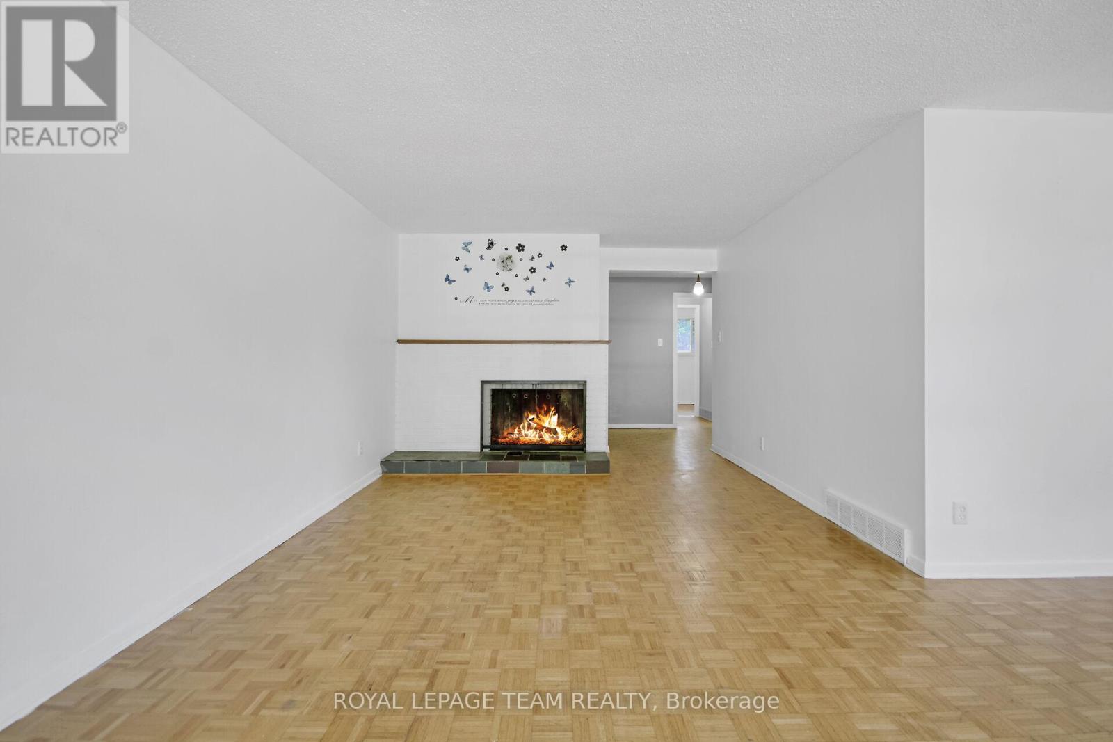 Photo 36 of 52 Bowhill Avenue, Ottawa ON