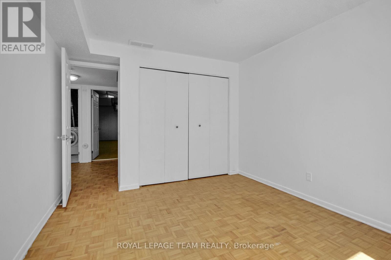 Photo 7 of 52 Bowhill Avenue, Ottawa ON
