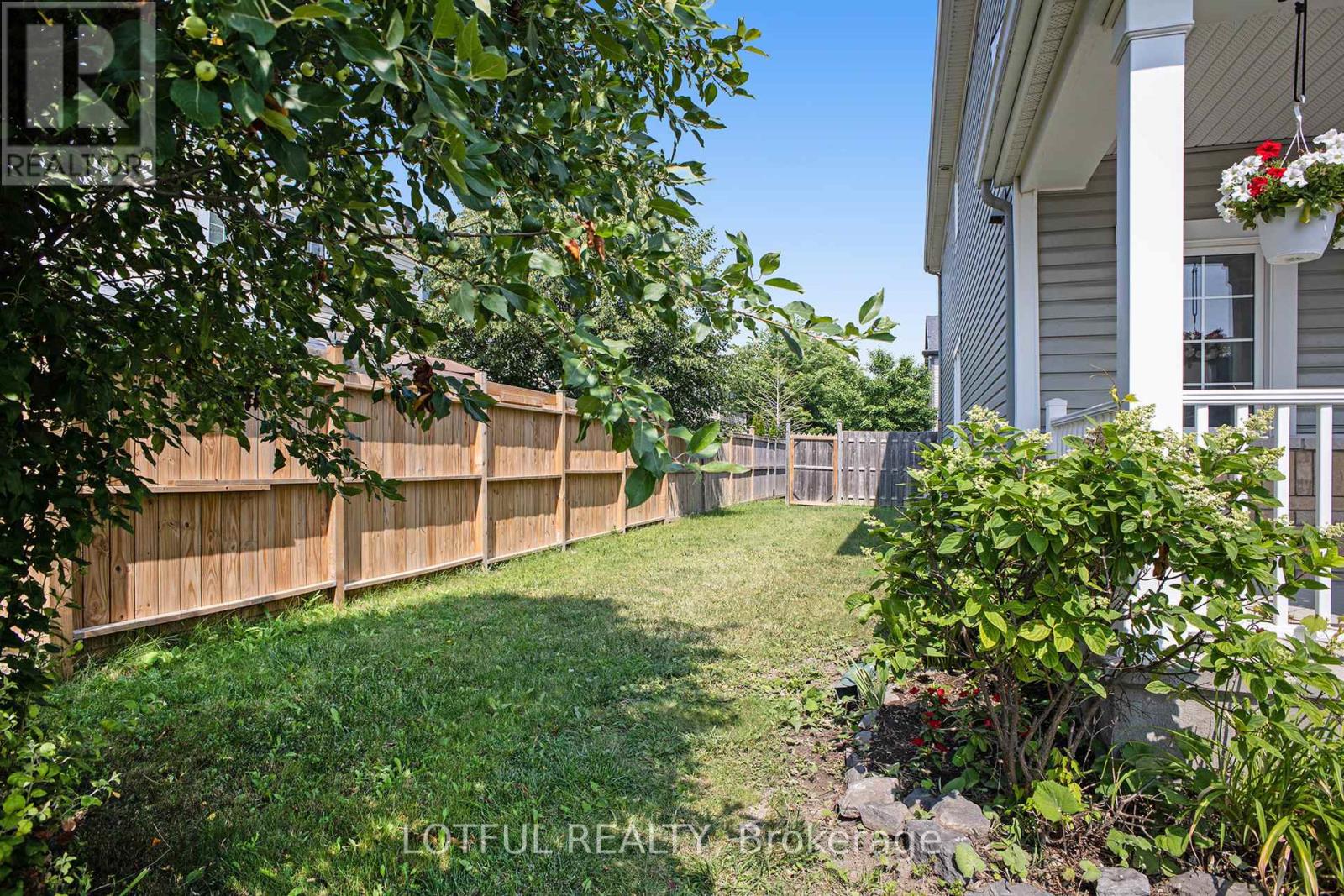 Photo 23 of 881 Campobello Drive, Ottawa ON