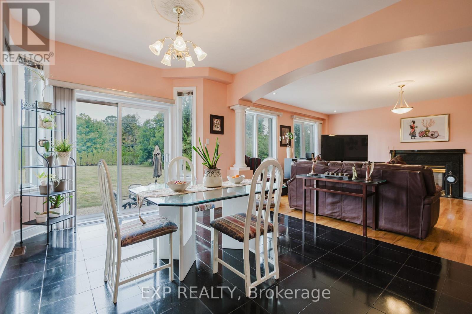 Photo 12 of 5472 Wicklow Drive, Ottawa ON