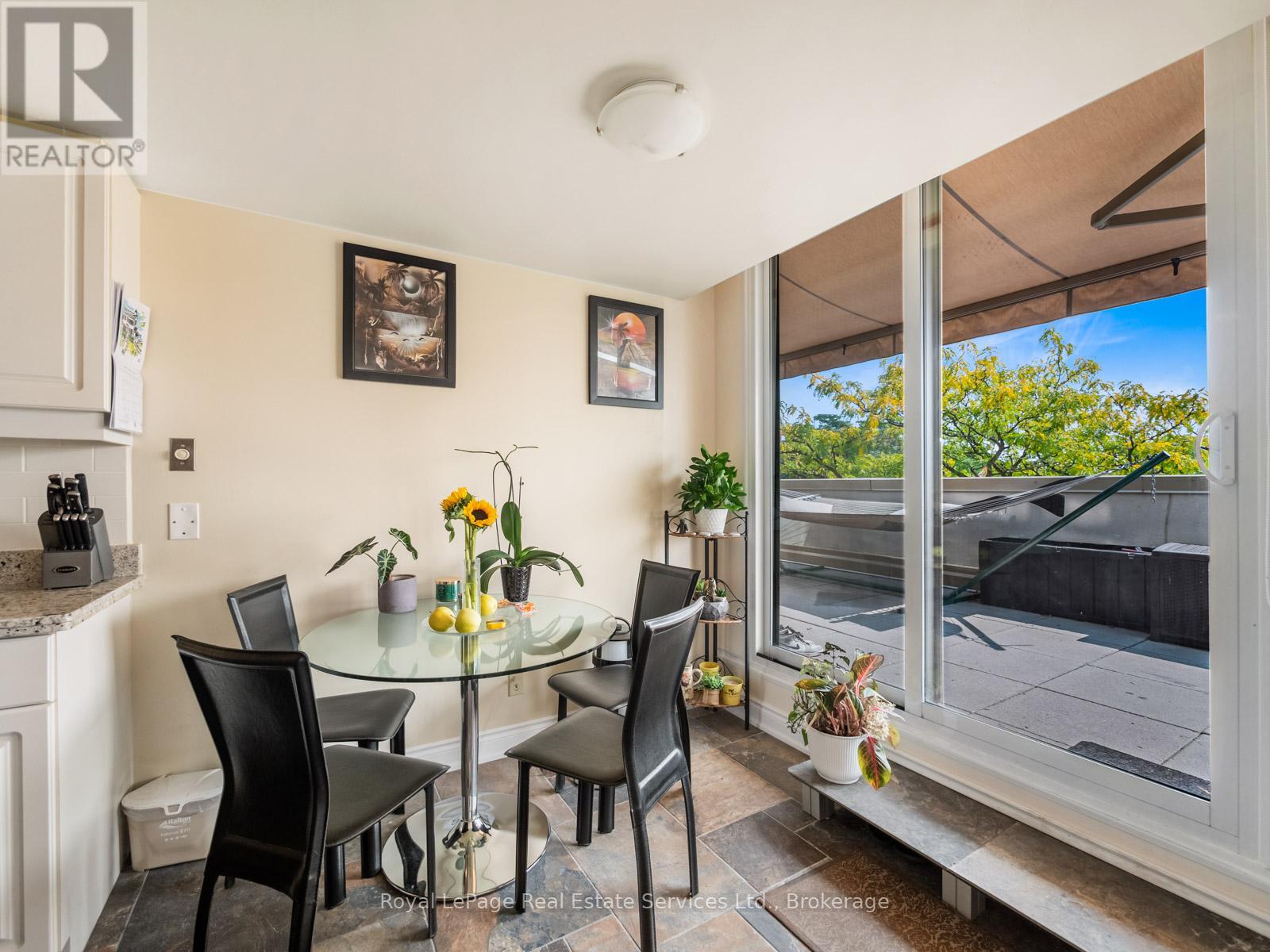 Photo 17 of 310 415 Locust Street, Burlington ON