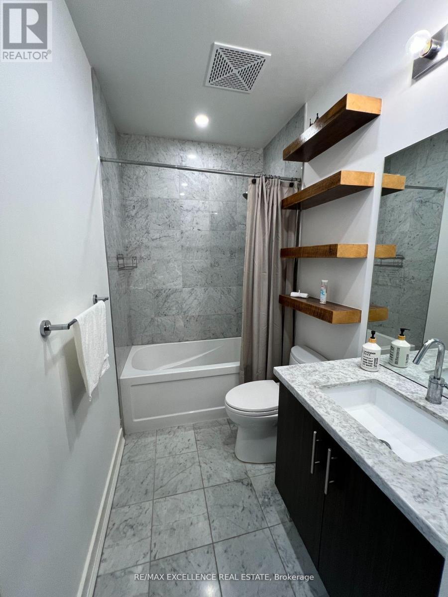 Photo 18 of 1122 29 Queens Quay E, Toronto ON