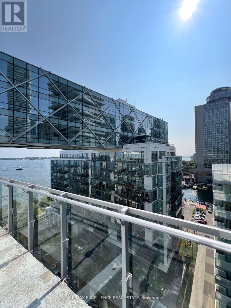 Photo 3 of 1122 29 Queens Quay E, Toronto ON