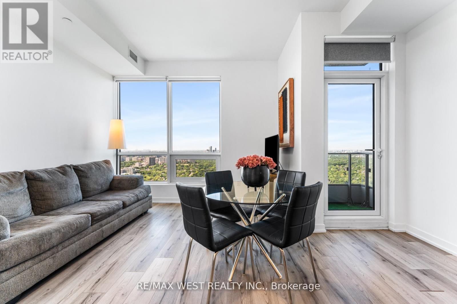 Photo 1 of 5206 395 Bloor Street E, Toronto ON