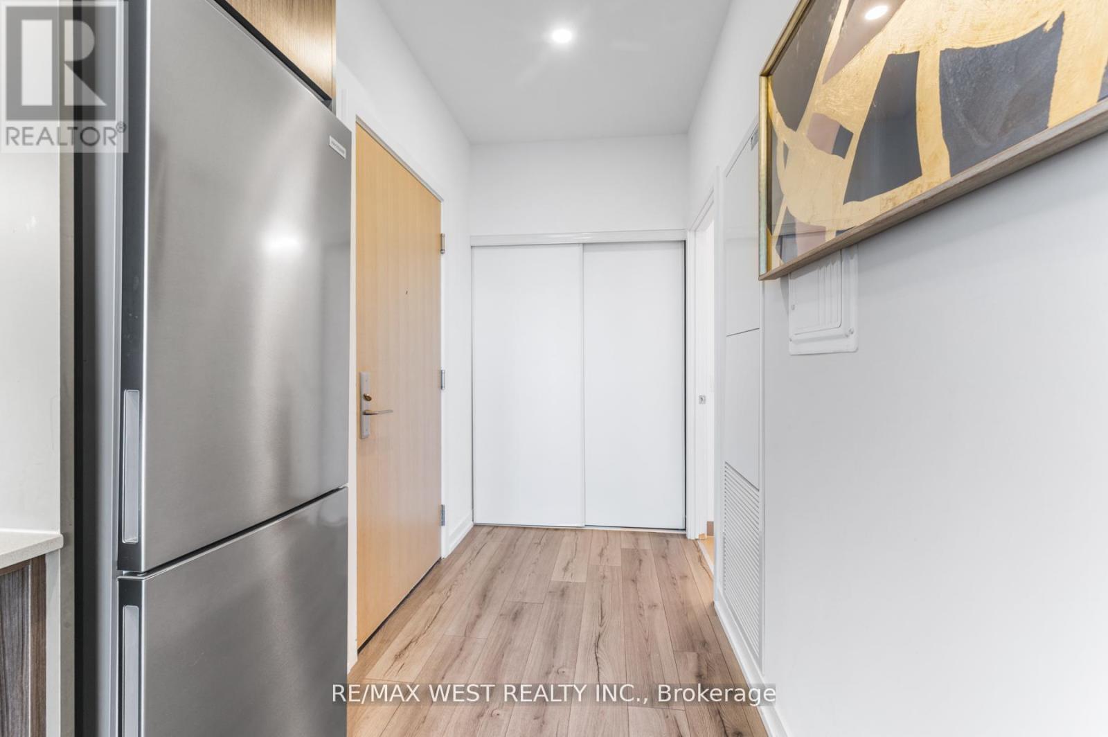 Photo 12 of 5206 395 Bloor Street E, Toronto ON