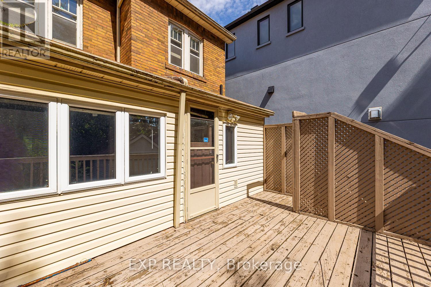 Photo 6 of 33 Brookdale Avenue, Toronto ON